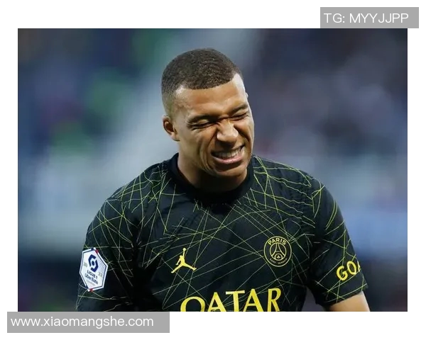 体育头条热议：姆巴佩是否将离开巴黎？